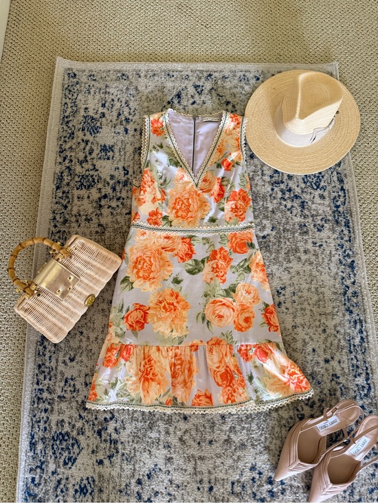 Alice + Olivia Dresses & Skirts - Alice + Olivia Floral Mini Dress in Coral and Cream
